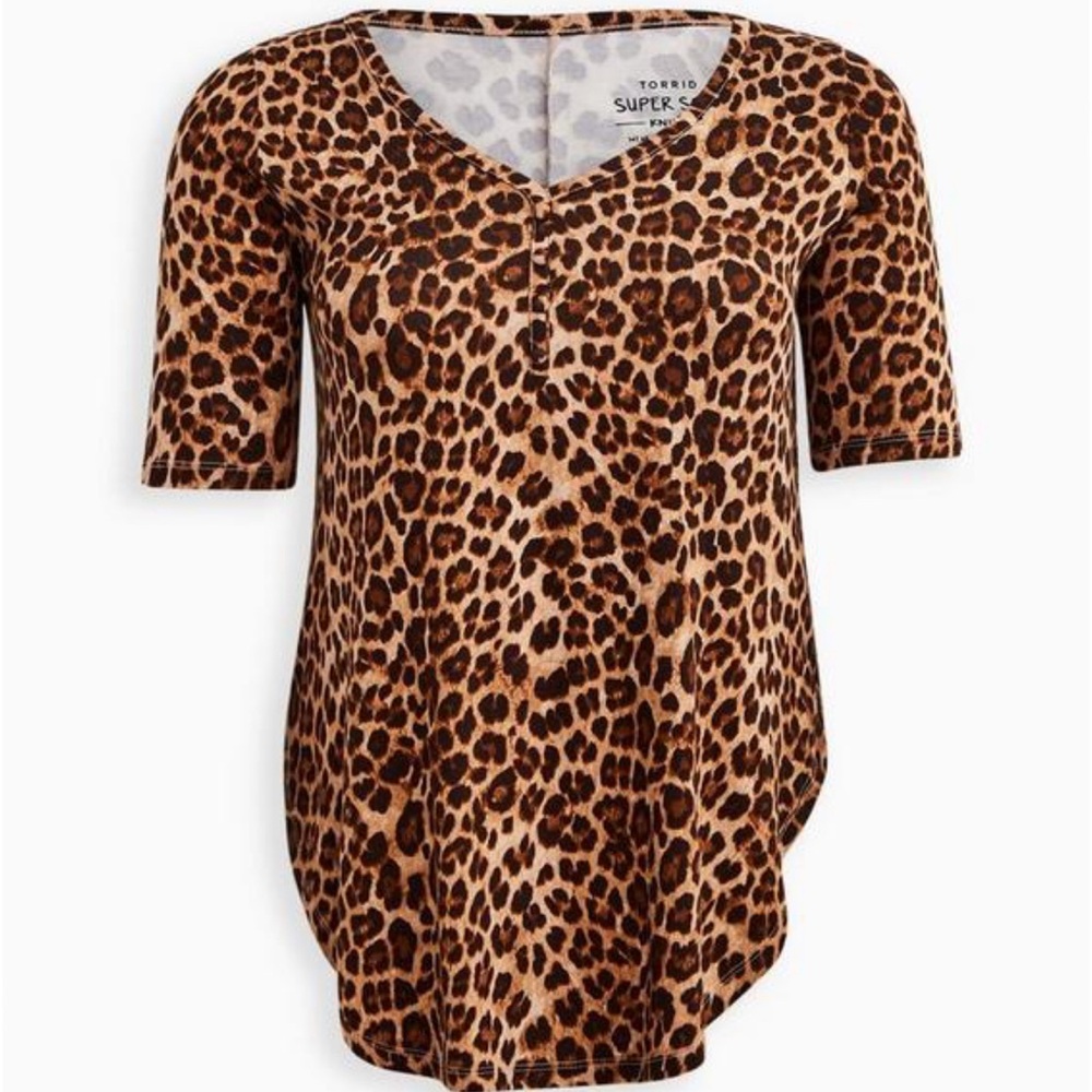 Torrid Leopard V Neck Henley Size 4